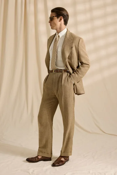 Look 9